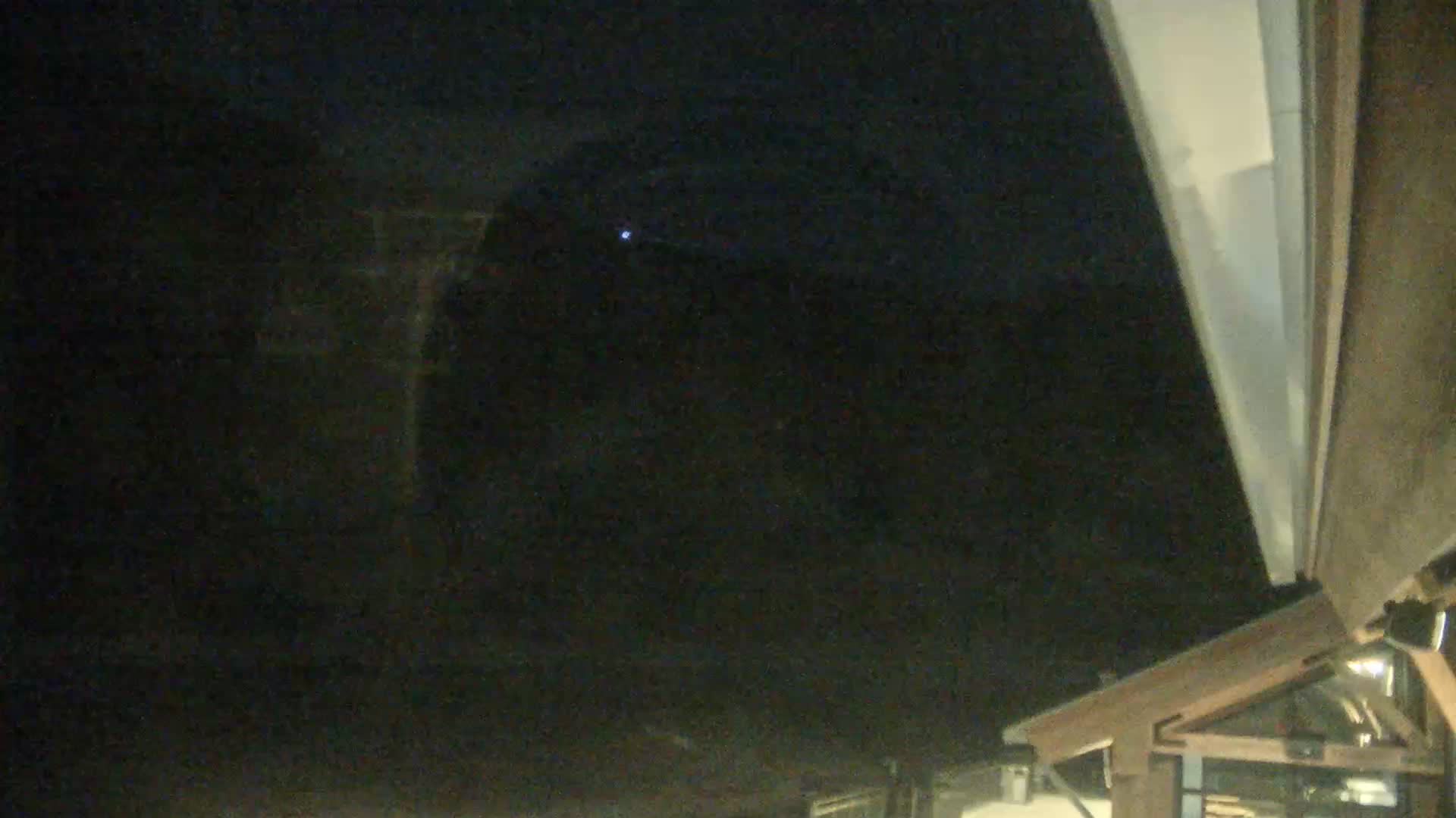 Whiteface Mountain webcam — Legacy Lodge